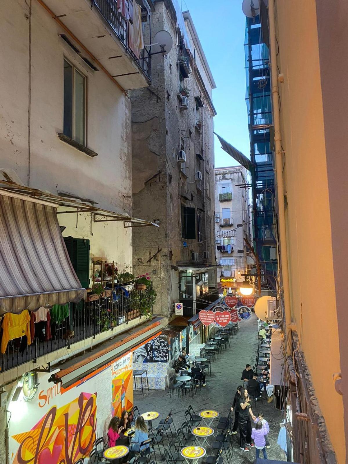 شقة Tre Regine Napoli المظهر الخارجي الصورة